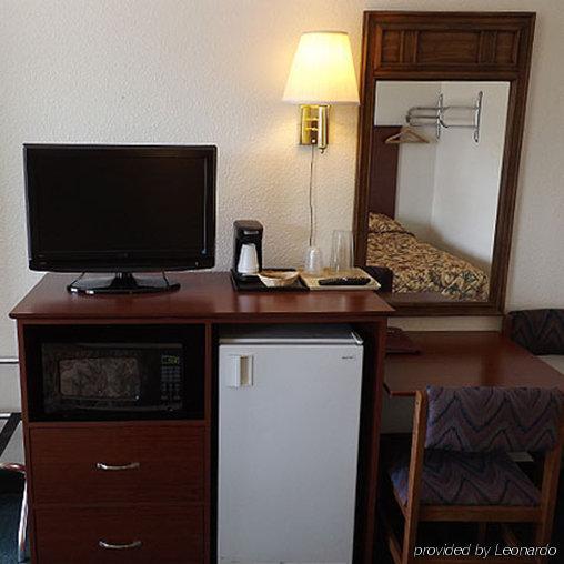 לייקוויו Interstate 8 Motel מראה חיצוני תמונה