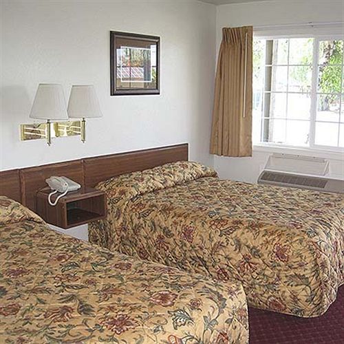 לייקוויו Interstate 8 Motel מראה חיצוני תמונה